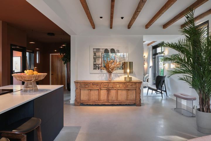 Woonkeuken met dressoir