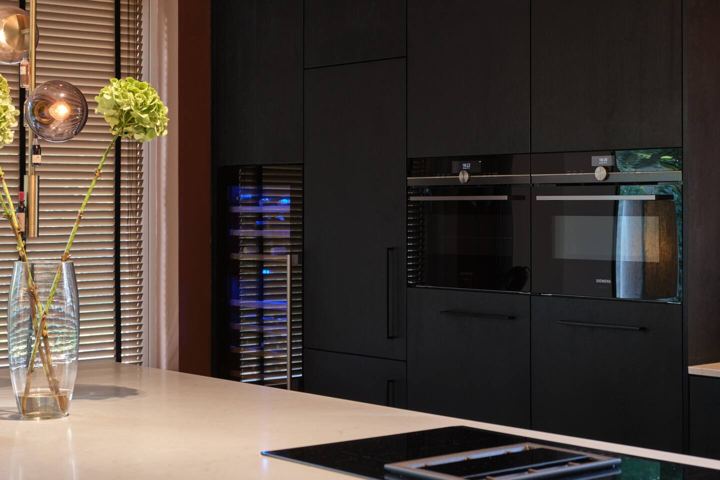 Keuken met Siemens-ovens